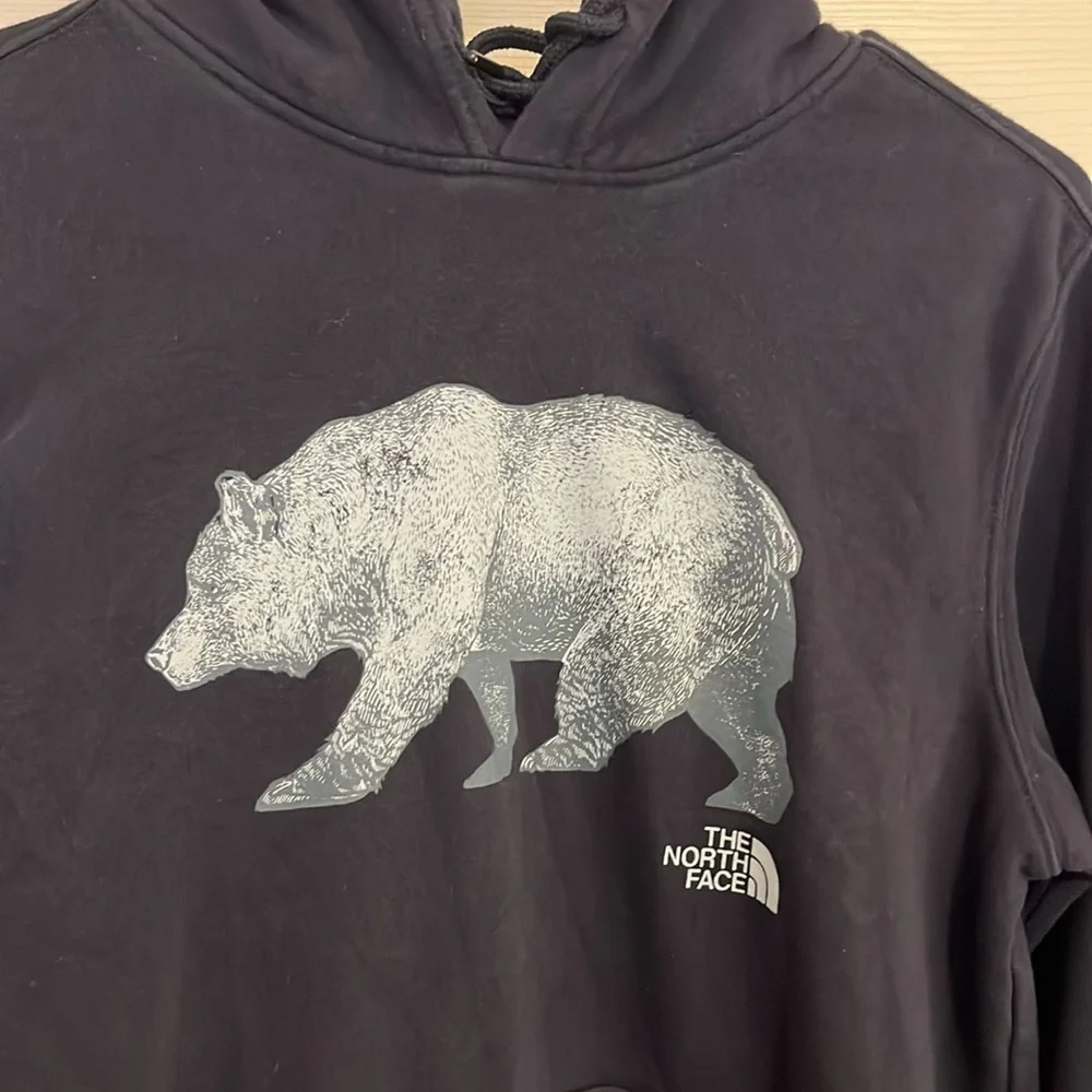 The North Face Navy Blue Cotton Blend Hoodie w/ Grizzly Bear Graphic Men’s SM